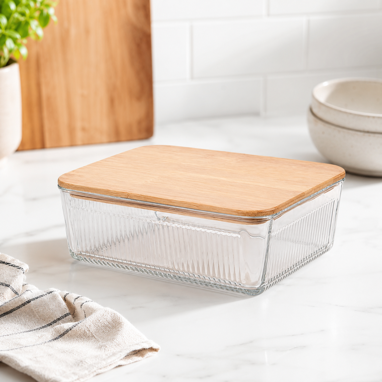 Robust Glass Container with Wooden Lid (2192) By Limon