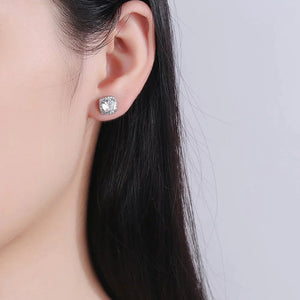 Fashion Luxury and Crystal Stud Earrings. - All-In-One Store