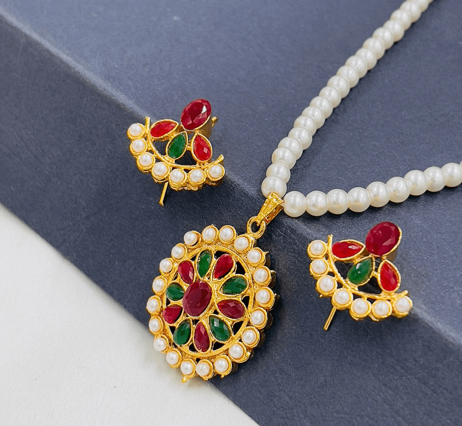 Round Flower Pendant Set - All-In-One Store