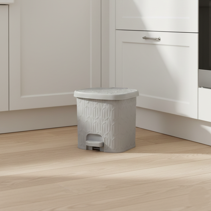 6L Bamboo-Style Dustbin with Pedal (2065) by Limon