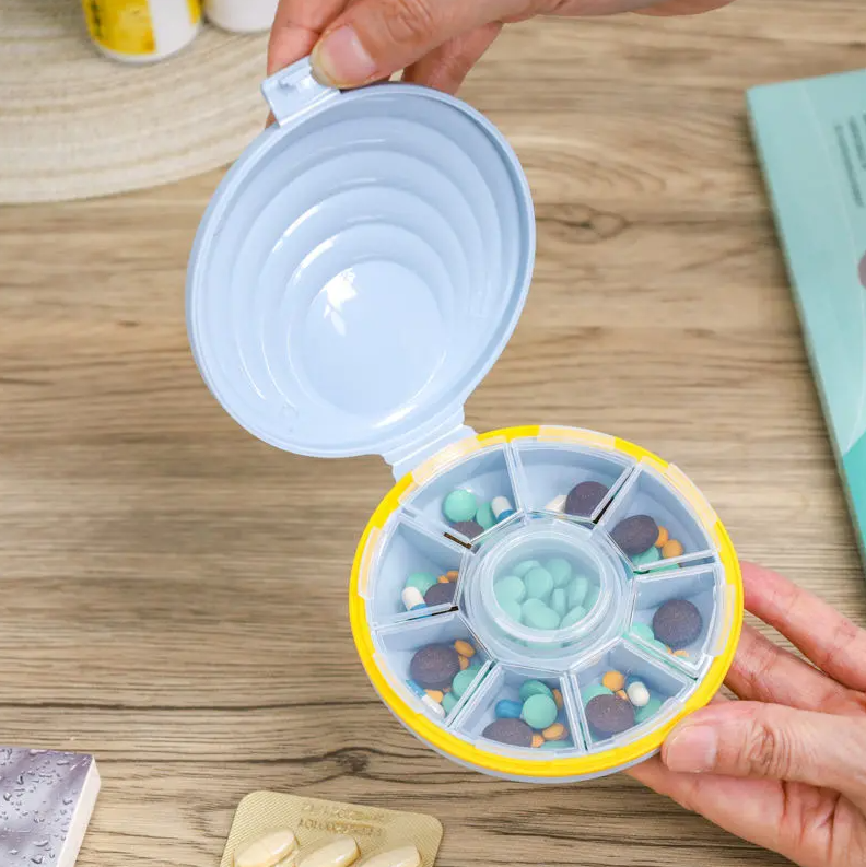 9 Grid Portable Pills Box