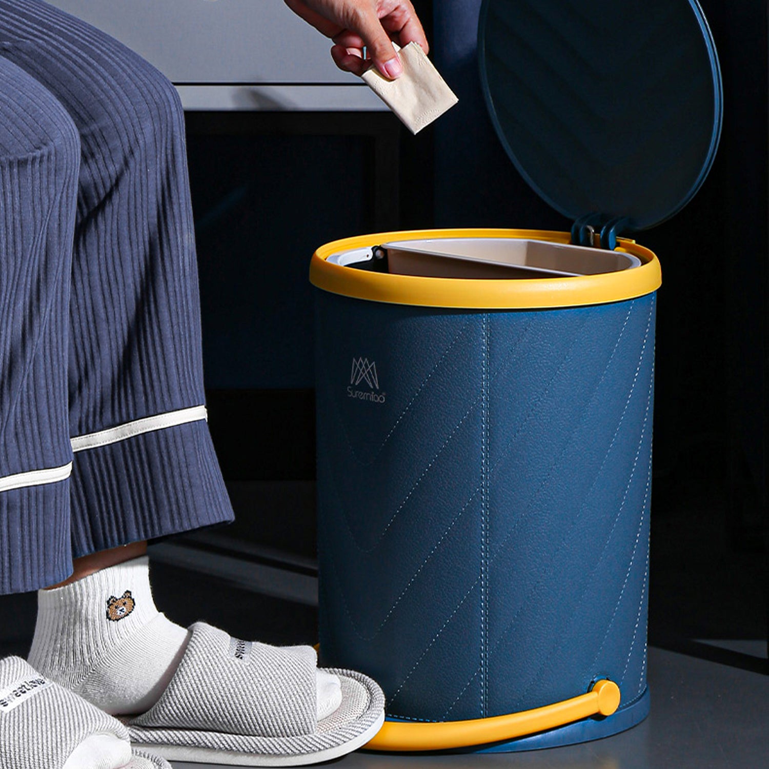 SmartStep Bin – Pedal-Operated Trash Can with Draining Drawer & Detachable Basket