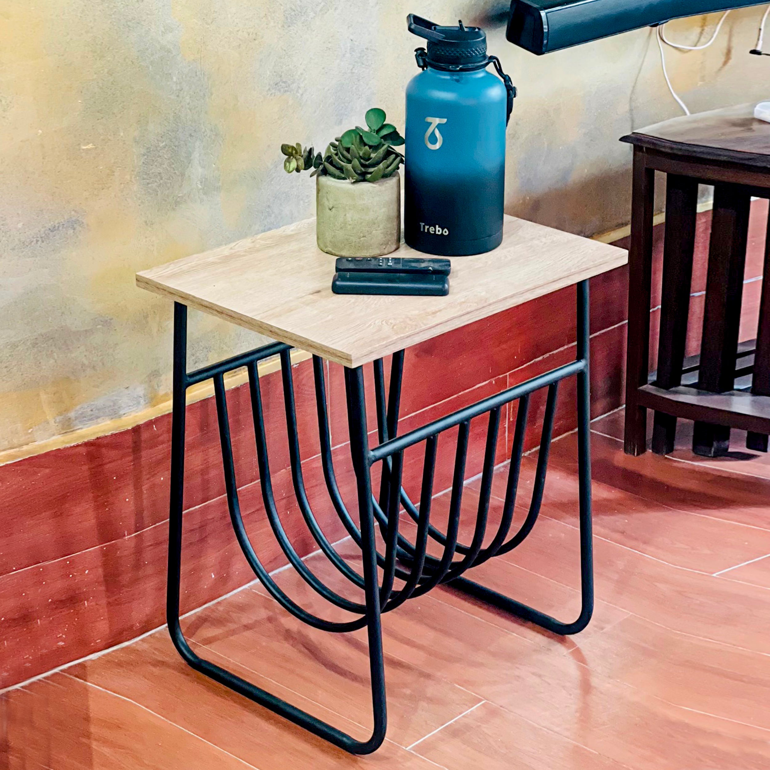 U-Rack Side Table by Matrix – All-In-One Store