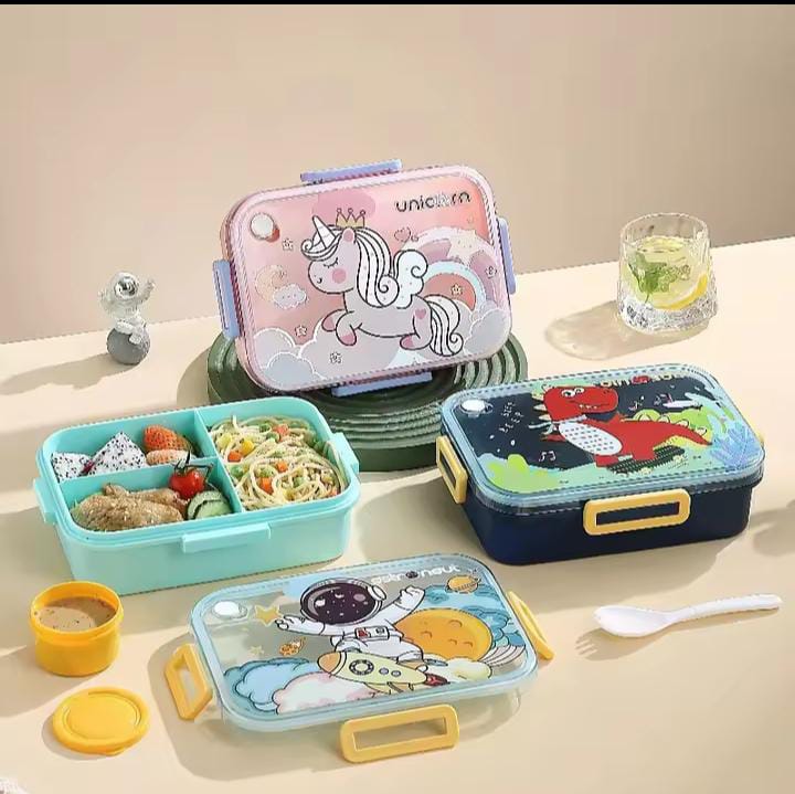 SnackTime Adventure Lunch Box with Spoon and Sauce Bowl