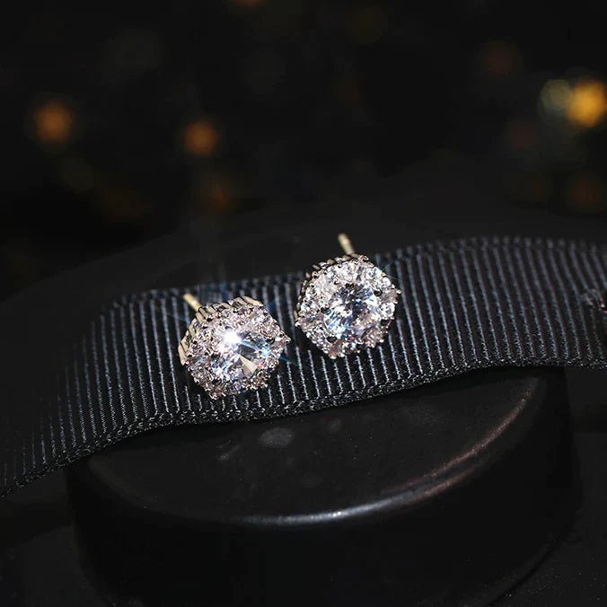 Fashion Luxury and Crystal Stud Earrings. - All-In-One Store
