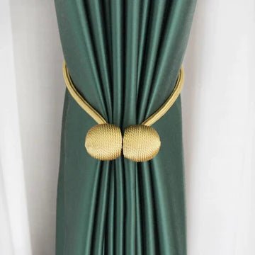 Magnetic Curtain Clips (2 pcs) - All-In-One Store