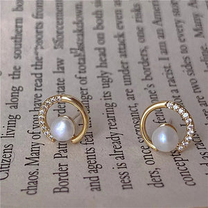 Pearl and crystal stud earring - All-In-One Store
