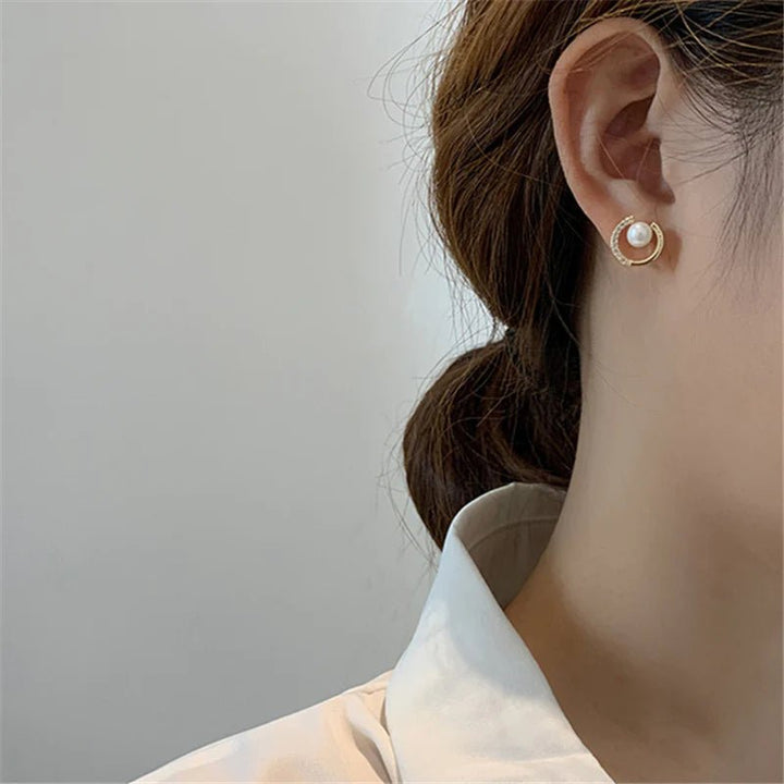 Pearl and crystal stud earring - All-In-One Store
