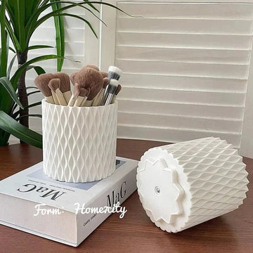 Rotating make-up brushes holder - All-In-One Store