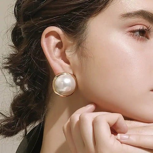 Shinny Pearl Earrings - All-In-One Store